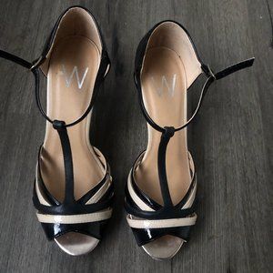 Oasis.Patent peep toe strappy heels. Black and cream. 9.5, M.